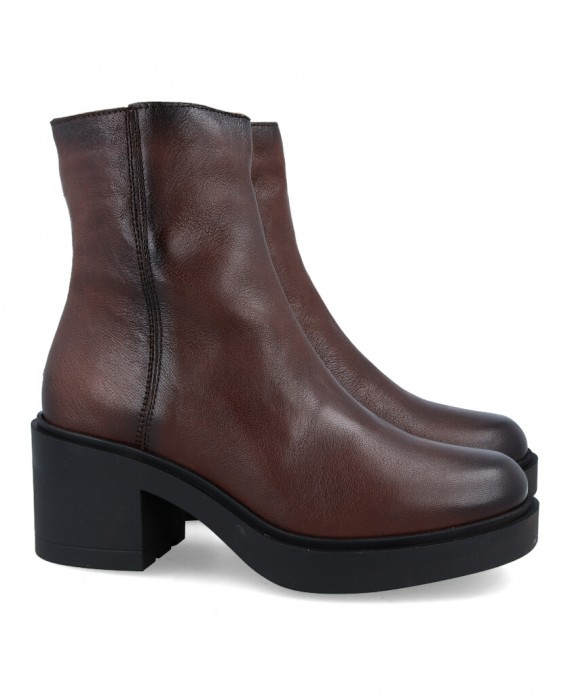 Paula Urban Oldy 24-1209 Brown ankle boots