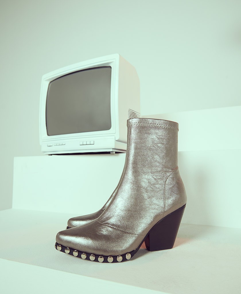 Noa Harmon 8836 Silver cowboy ankle boots