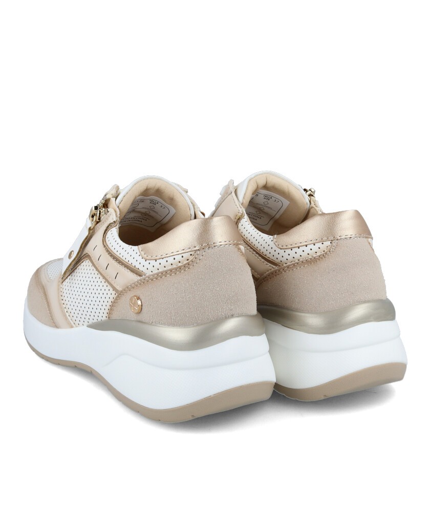 Women's comfortable casual sneakers