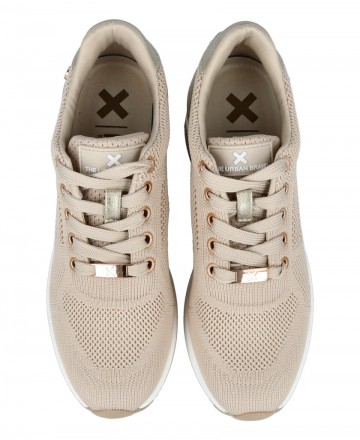 Women's casual sneaker in beige color