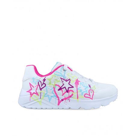 Sneakers y bambas de Nina en color blanco Caracteristicas con cordones altura de piso 3 cm piso de goma termoplastica exterior 
