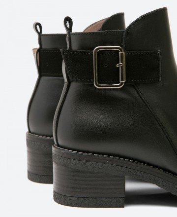 Patricia Miller 5300 Low Heel Ankle Boots