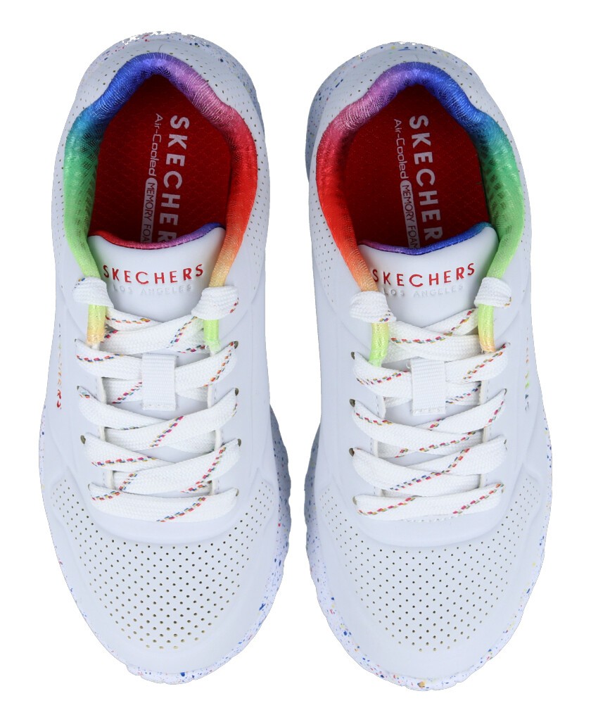 Zapatillas con cordones infantiles