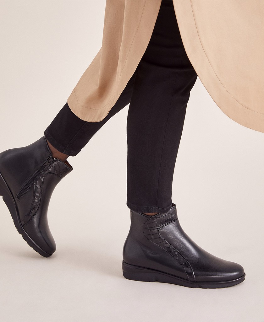 Botines negros planos para mujer Pitillos 5305