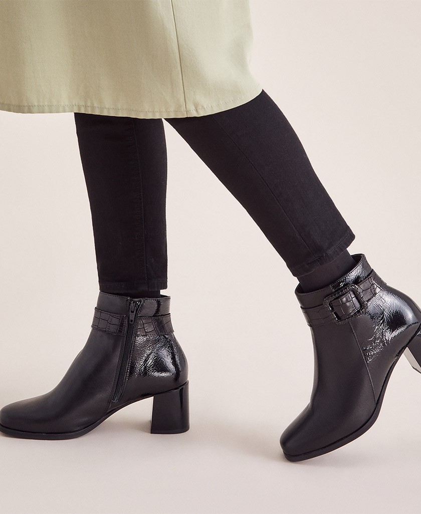 Botín de piel negro tacón cuadrado Pitillos 5404