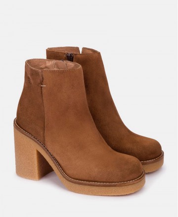 Split leather ankle boots