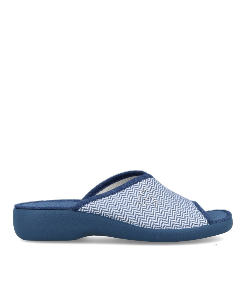 Garzón 3258 slippers with heeled heels