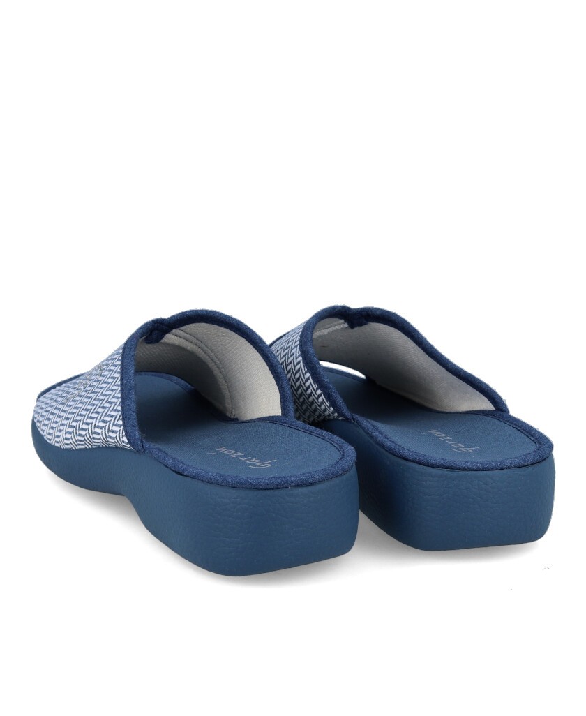 Garzón 3258 slippers with heeled heels