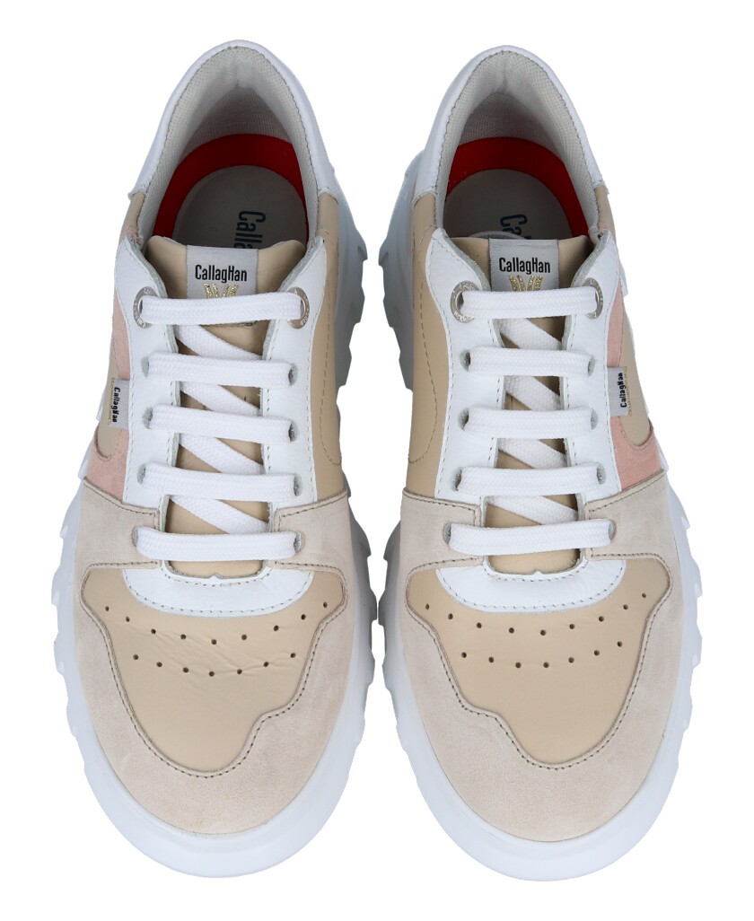 Women's lace-up sneakers