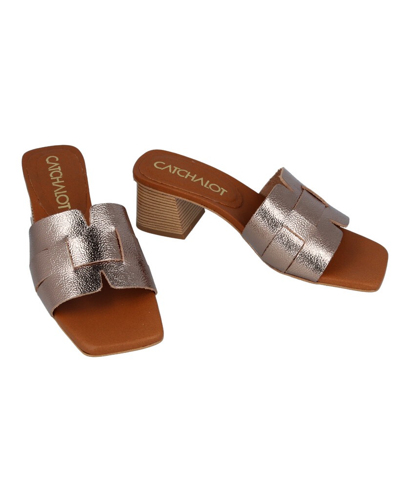 Catchalot 5359 leather sandal with spade closure