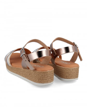 Catchalot 5435 metallic low wedge sandal