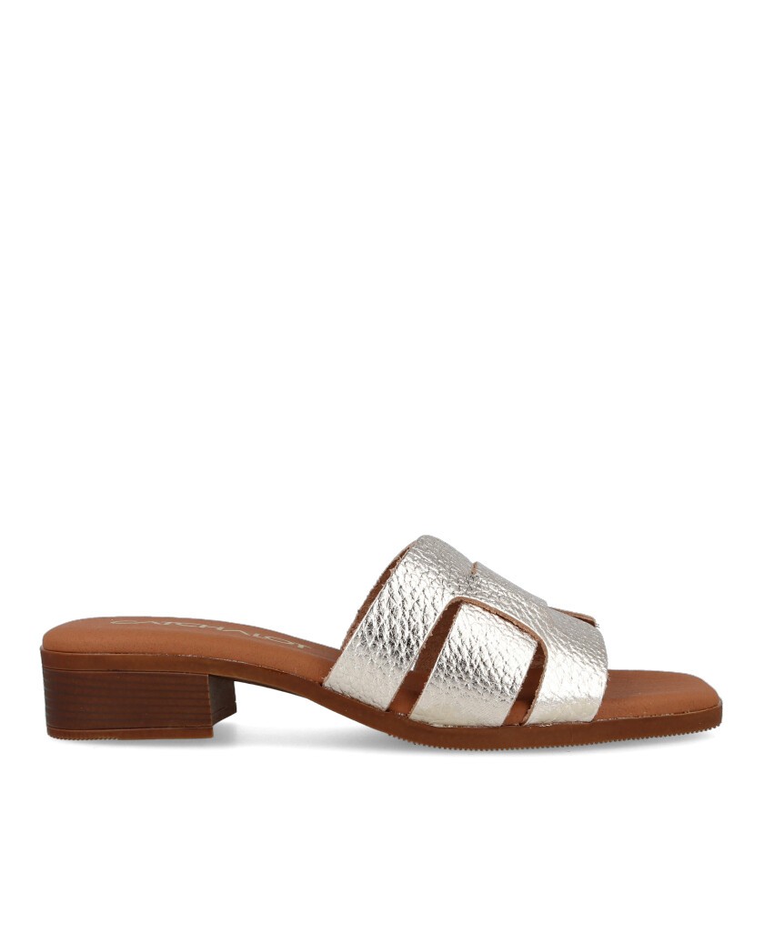 Catchalot 5343 metallized spade sandal