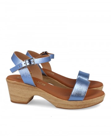 Catchalot 5376 metallic strappy sandals