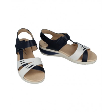 Pitillos 2803 leather strappy sandals