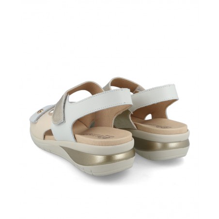 Low wedge sandals Pitillos 2800