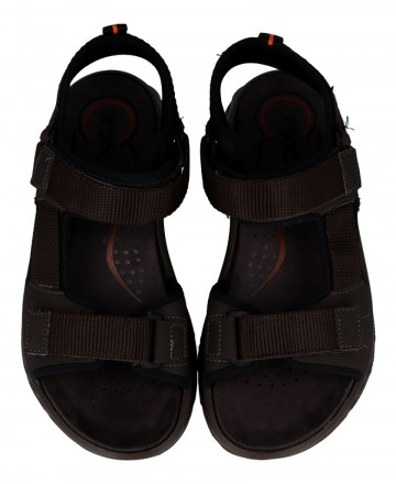 Sandalias para hombre en color marron Caracteristicas con cierre de velcro altura de piso 2 cm zapato de estilo casual suela de