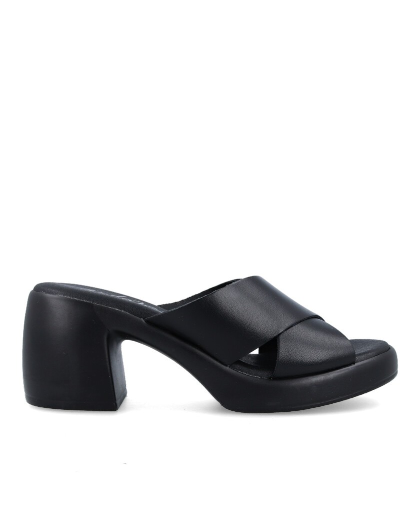 Andares women's leather clogs 214000