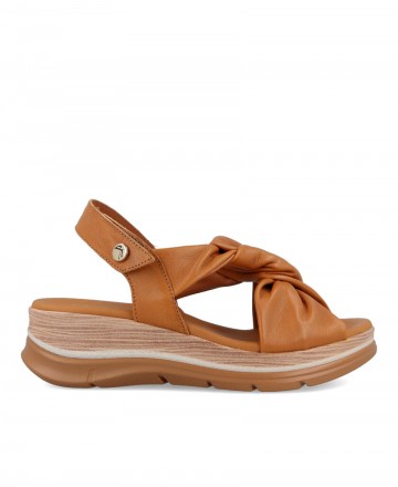 Leather wedge sandal Paula Urban 24-335