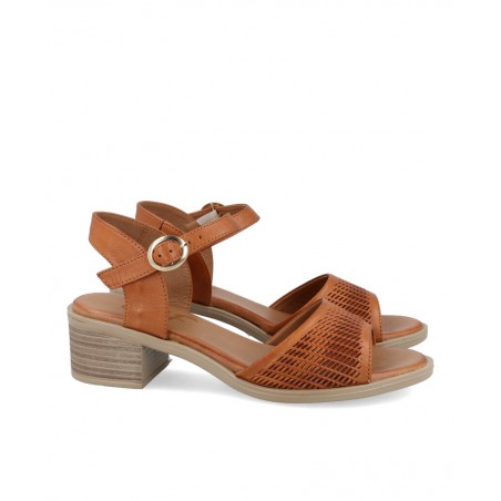 W&F 21-221 sandals with wooden heel