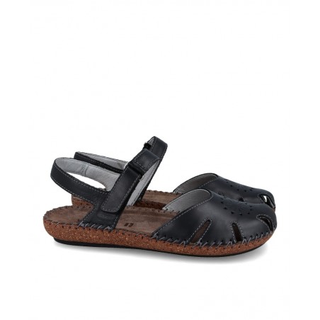Walk and Fly closed black sandal 7261 45710