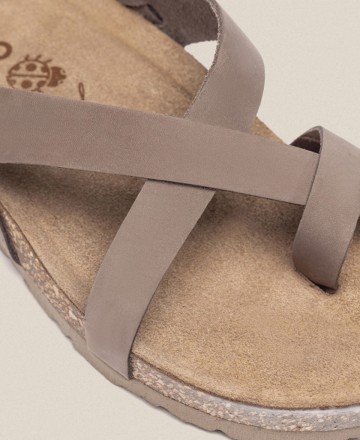 Sandalias planas taupe Yokono Jerba-718