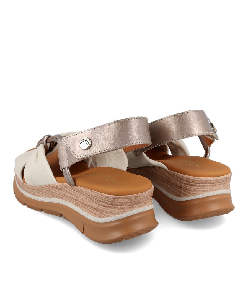 Sandalias de cuña ligera Paula Urban 24-416