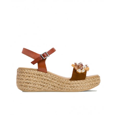 Brown leather sandal with beads Porronet 3039