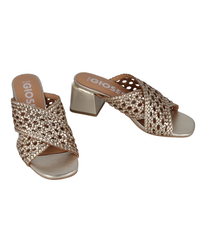 Sandalias troqueladas Gioseppo 72253-P