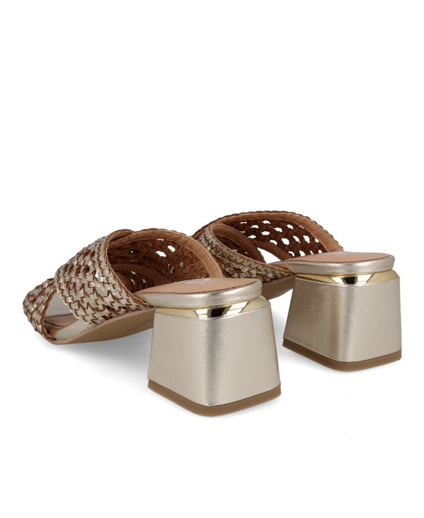 Sandalias troqueladas Gioseppo 72253-P