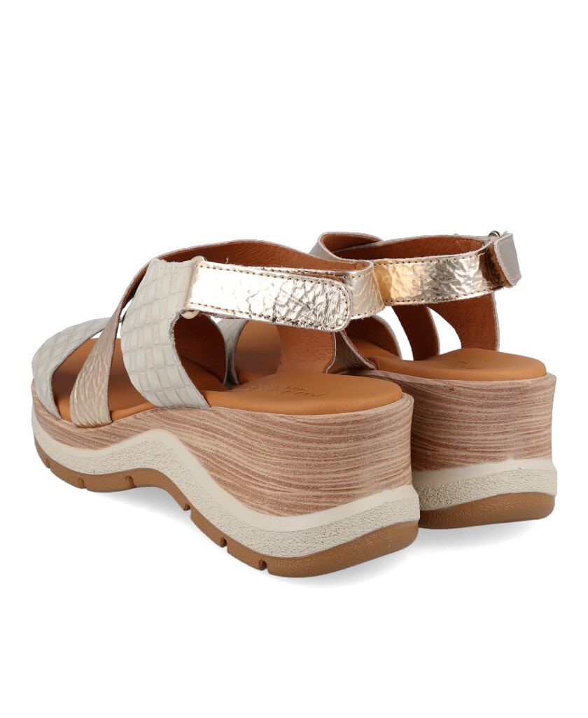 Sandalias beige de cuña Paula Urban Nabuk 27-671