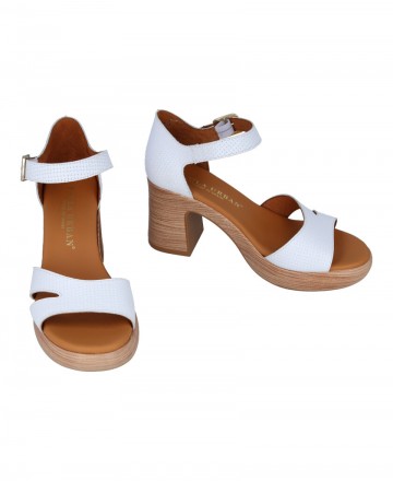 Paula Urban 32-625 mid heel leather sandal