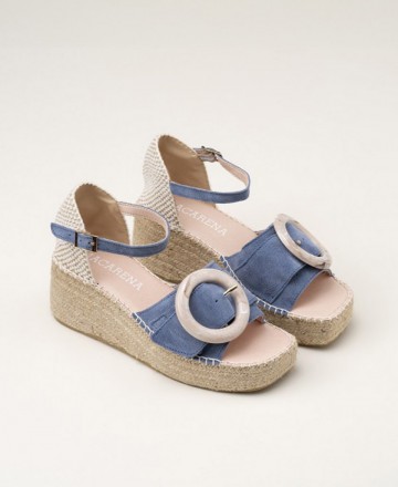 Macarena Anisa 19 mid wedge sandal