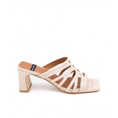 Angel Alarcon Jeanne leather sandals with vamp fastening