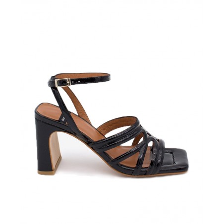 Angel Alarcon Panne patent leather sandals