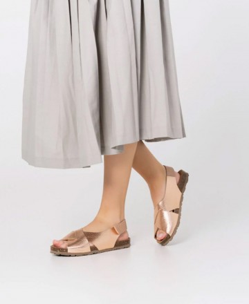 Yokono Villa175 flat sandal with crossed vamp