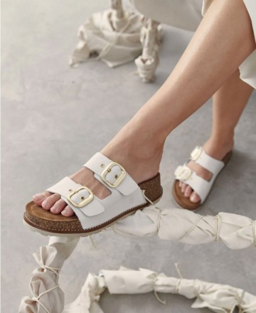 Sandal with platform Yokono Oca 013