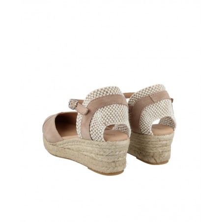 Espardena o yute para mujer en color beige Caracteristicas con hebilla cuna 4cm plataforma 2 cm zapato de estilo casual suela d