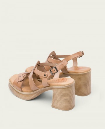 Leather sandals with rivets Porronet Imala