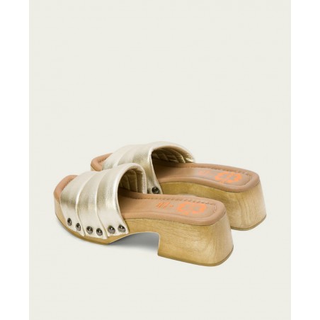 Porronet Nahya wood effect clogs with heel