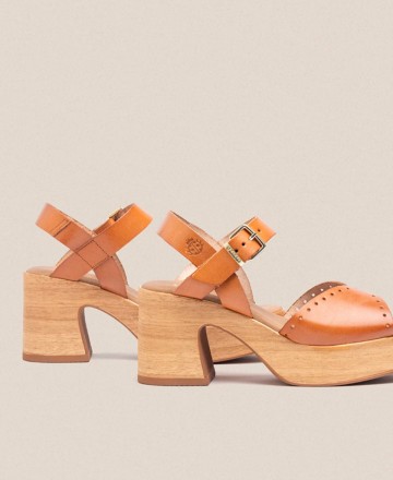 Yokono Bonai 002 platform sandals