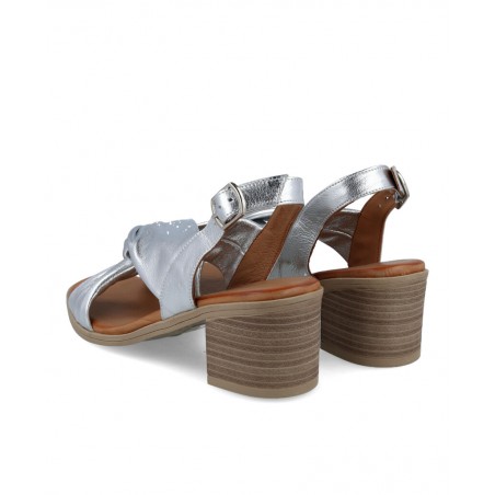 Sandalias de mujer plateadas Walk & Fly Larios 21-500