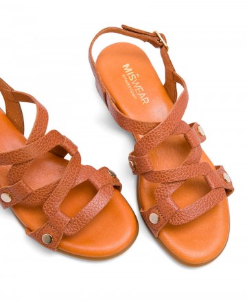 Sandalias de piel con tachuelas Miswear TA1333