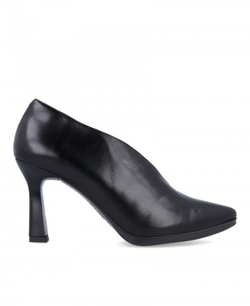 Desireé Syra27 Black boot shaped shoe with heel