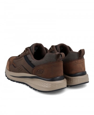 Zapatilla con suela de trekking Skechers Salde Ultra Peralto