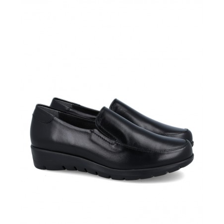 Leather loafers with low wedge Pitillos 107