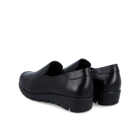 Leather loafers with low wedge Pitillos 107