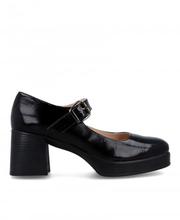 Patricia Miller Besaya black pump with block heel