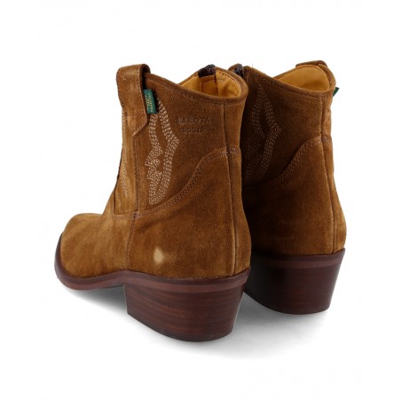 DKT 68 camper leather ankle boots