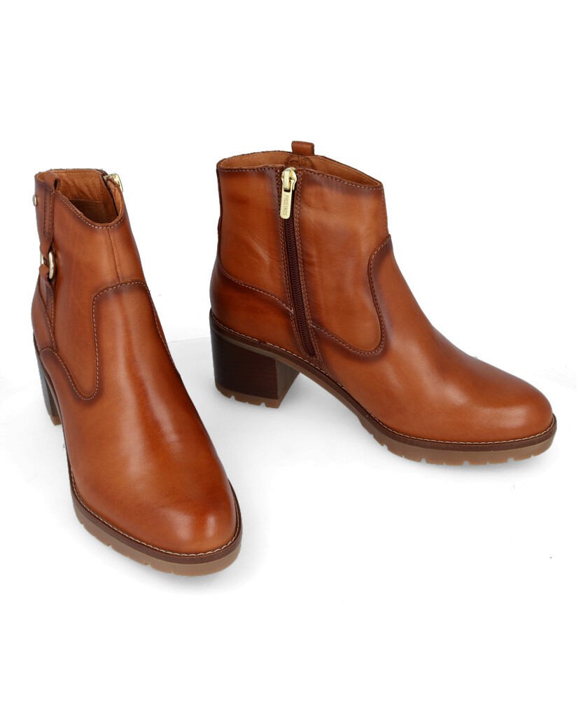 Ankle boots for woman Pikolinos Llanes
