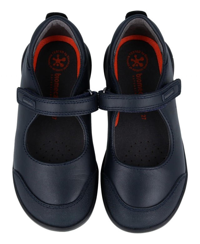 School shoes with velcro fastening Biomecanics 181121 School shoes with velcro fastening Biomecanics 181121